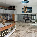 Fabuloso Estudio Con Vista Al Laguito