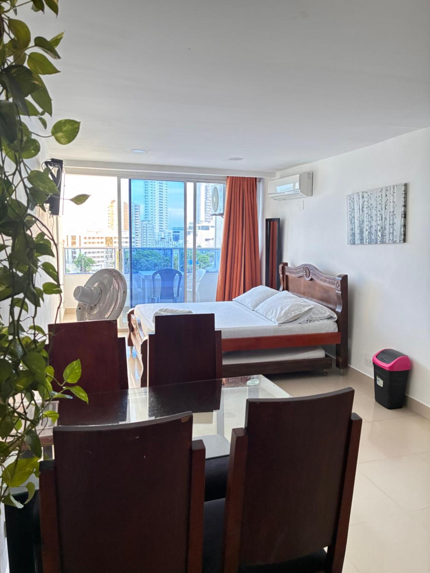 Apartamento Fabuloso Estudio Con Vista Al Laguito Cartagena