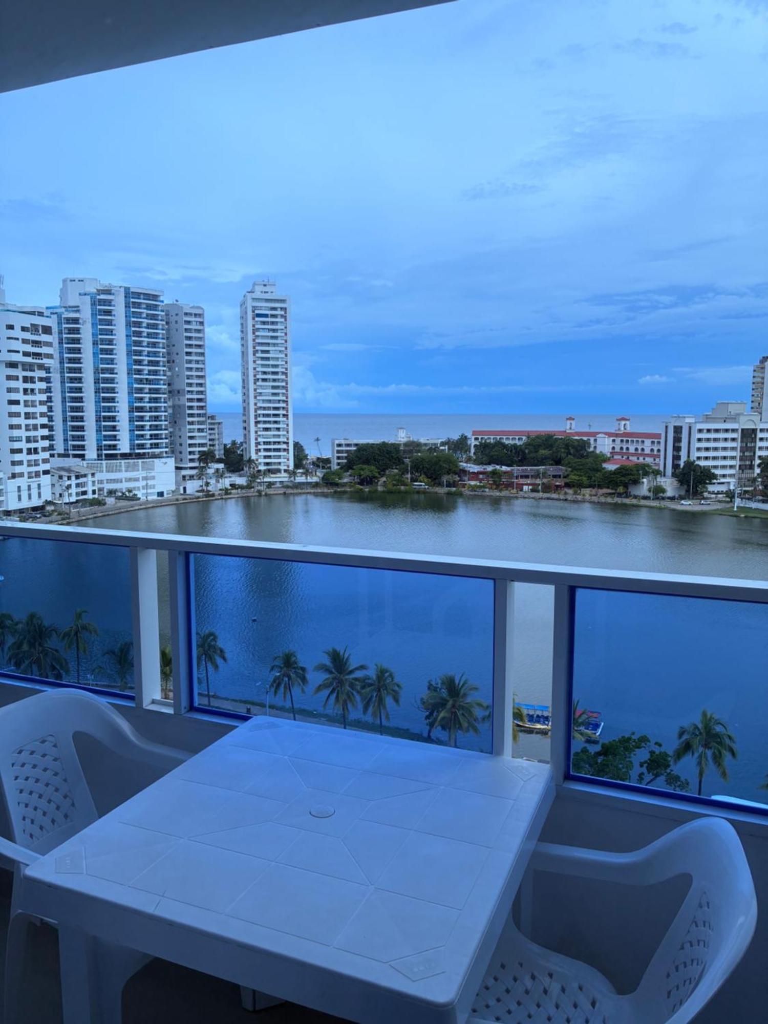 Fabuloso Estudio Con Vista Al Laguito